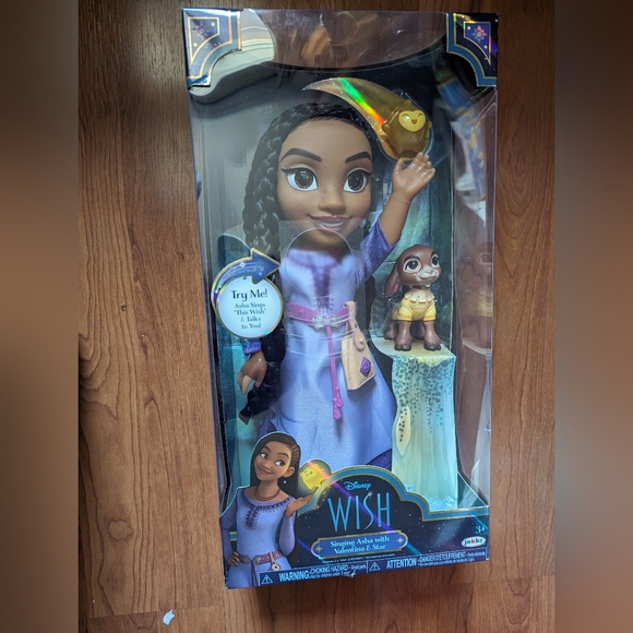 Disney Wish Asha Singing Doll - Picture 8 of 8